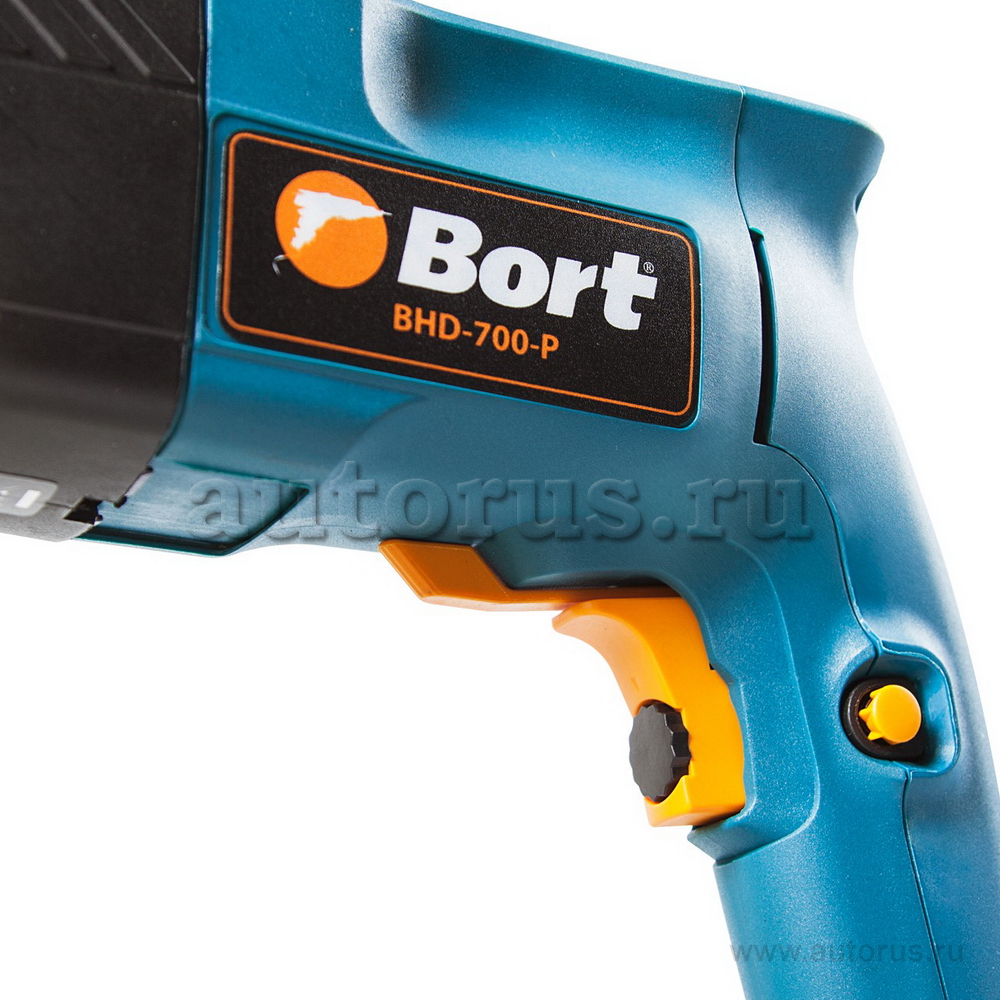 Перфоратор электрический Bort BHD-700-P